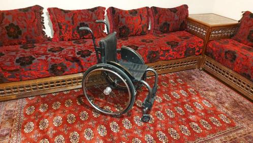Kuschall R33 rolstoel 34 cm zitting (maat S)