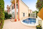 Mediterrane twee-onder-een-kap Villa gesitueerd op 800 meter, 92 m², Woonhuis, Spanje
