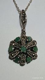 Pendentif en argent massif avec émeraudes naturelles, Bijoux, Sacs & Beauté, Neuf, Enlèvement ou Envoi, Avec pierre précieuse