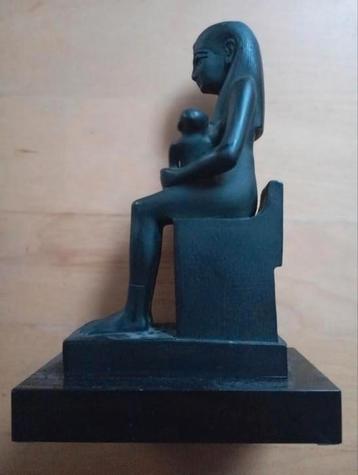Egyptisch beeld - Louvre met 2 stempels beschikbaar voor biedingen