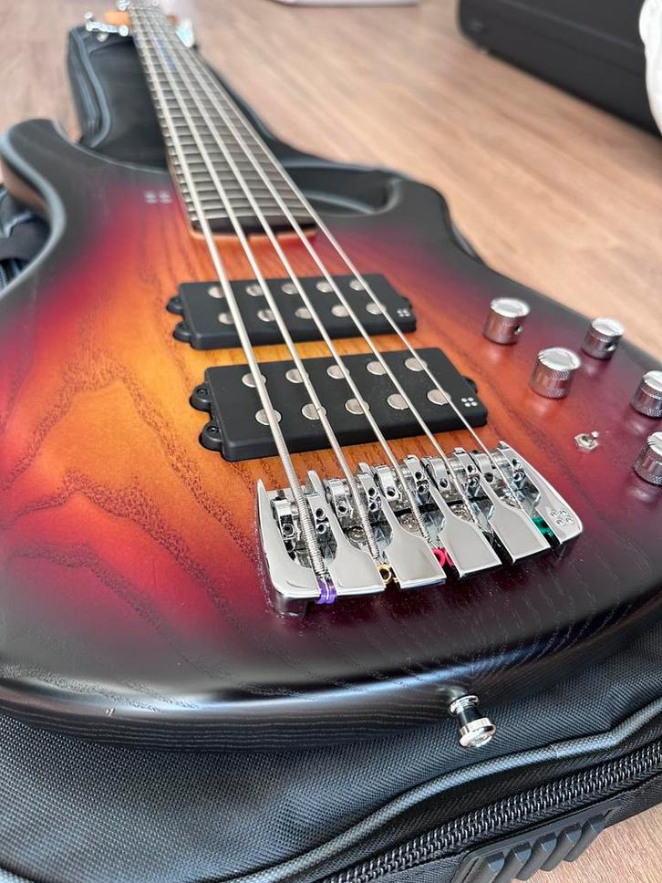 Sandberg - Ken Taylor 5, Muziek en Instrumenten, Snaarinstrumenten | Gitaren | Bas, Zo goed als nieuw, Ophalen