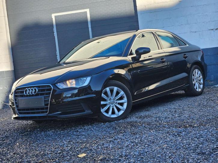 Audi A3 Berline * Sièges chauffants * (bj 2014), Auto's, Audi, Bedrijf, Te koop, A3, ABS, Airbags, Airconditioning, Bluetooth