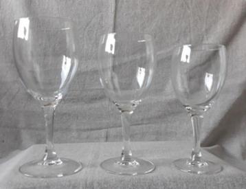 wijn glazen beschikbaar voor biedingen