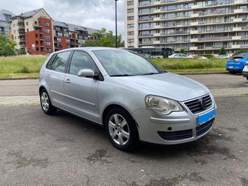 VW Polo 1.2 benzine met 5-deurs airconditioning beschikbaar voor biedingen