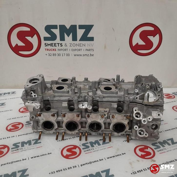 Occ cilinderkop + kleppendeksel links AMG C63S Mer, Auto-onderdelen, Motor en Toebehoren, Gebruikt