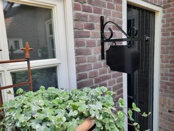 MEGA OPRUIMING naamborden uithangborden OP = OP!!! beschikbaar voor biedingen