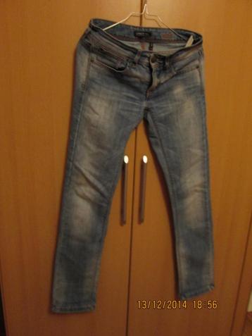 Jean dame. Marque Only.  beschikbaar voor biedingen