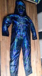 Carnavalskleding, Ophalen