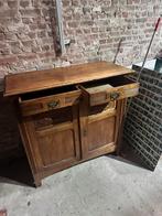Houten kast met mooie details, Ophalen