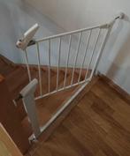 Barrière d'escalier Maxi Secure Munchkin, Minder dan 100 cm, Metaal of IJzer, Klemhekje, Zo goed als nieuw
