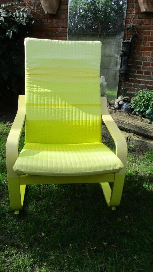 2 stuks Poang Armchair's Frame Yellow/lemon, Huis en Inrichting, Stoelen, Nieuw, Ophalen