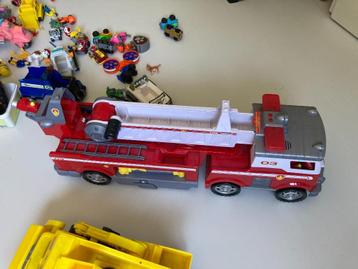 Grote Paw Patrol speelgoedset – voertuigen + figuren + acces beschikbaar voor biedingen