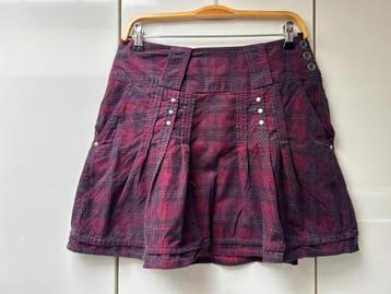 Jupe bordeaux à carreaux Camaïeu - Taille 38 *, Rouge, Taille 38/40 (M), Enlèvement ou Envoi, Au-dessus du genou