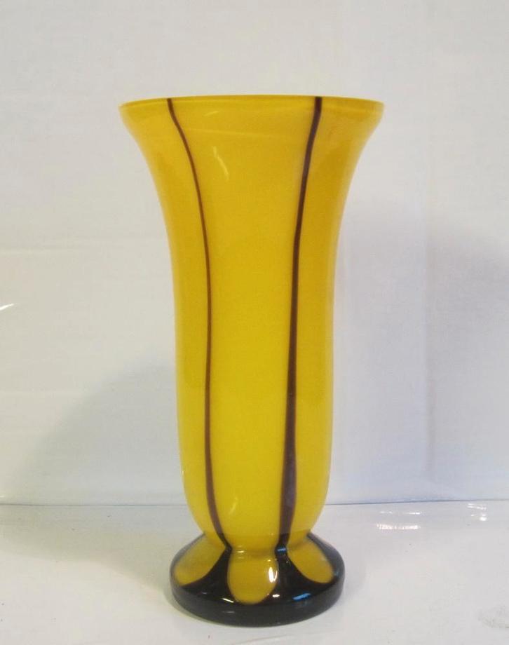 Art deco Tango glas vaasje Michael Powolny, Loetz, ca 1920, Antiek en Kunst, Antiek | Glaswerk en Kristal, Verzenden