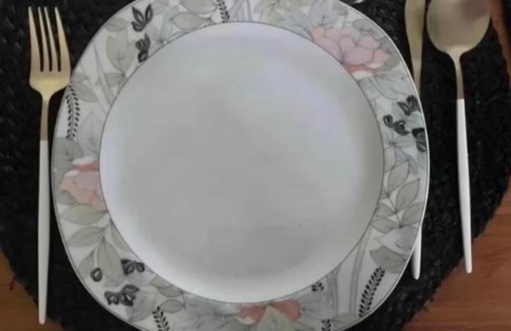 Winterling compleet servies 72 stuks ( voor 12 personen ), Huis en Inrichting, Keuken | Servies, Zo goed als nieuw, Compleet servies