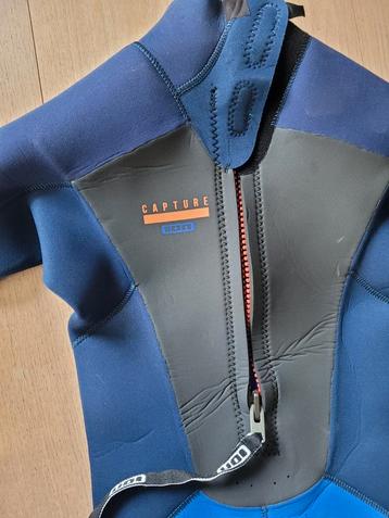 Wetsuit junior ION Capture 4/3 (152/12) disponible aux enchères