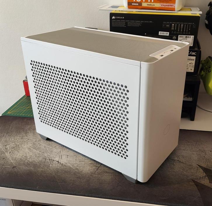 Small Form Factor PC - Ryzen 7 5700G, Computers en Software, Desktop Pc's, SSD, Gaming, Ophalen of Verzenden