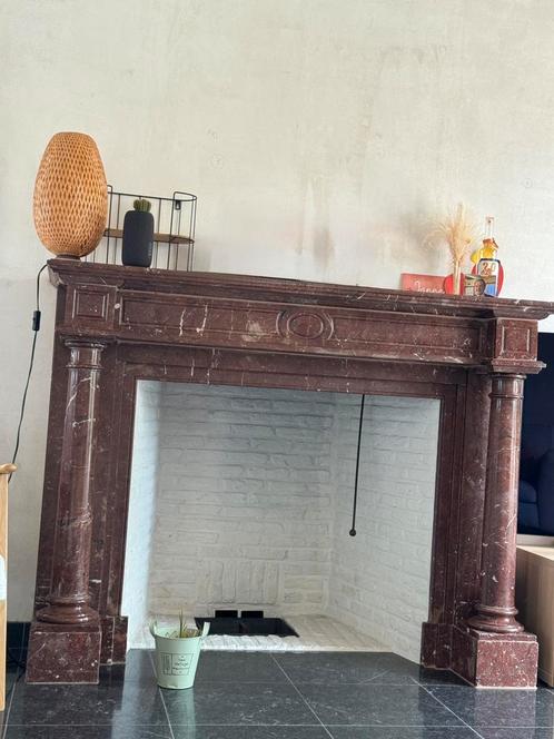 Rode marmeren schouw in Rouge Royal (zelf af te breken), Huis en Inrichting, Haarden, Zo goed als nieuw, Ophalen