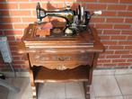 Naaimachine (leerstikker op tafel), Ophalen, Gebruikt, Naaimachine