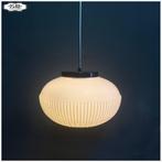 Prachtige vintage opaalglazen pendellamp, Karel Volf, 1969, Ophalen, Gebruikt, Midcentury design Space Age, Glas