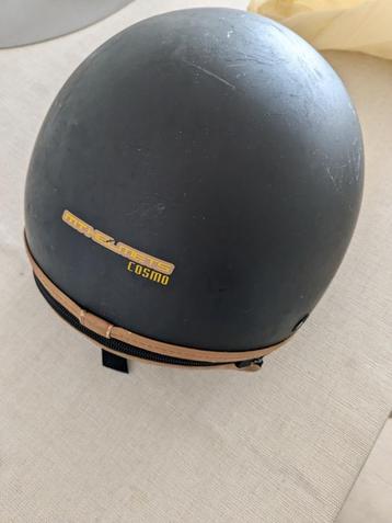 Helm beschikbaar voor biedingen