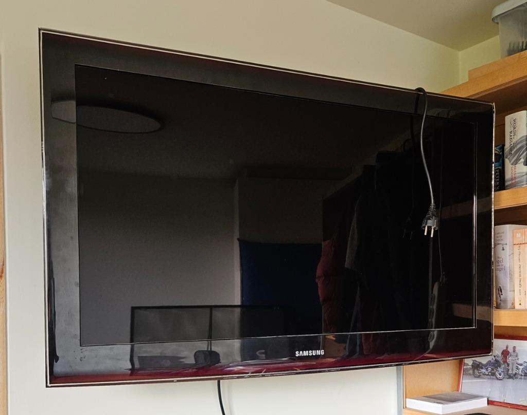 TV LCD (40"-42"), Ophalen, Gebruikt, 80 tot 100 cm, 100 Hz