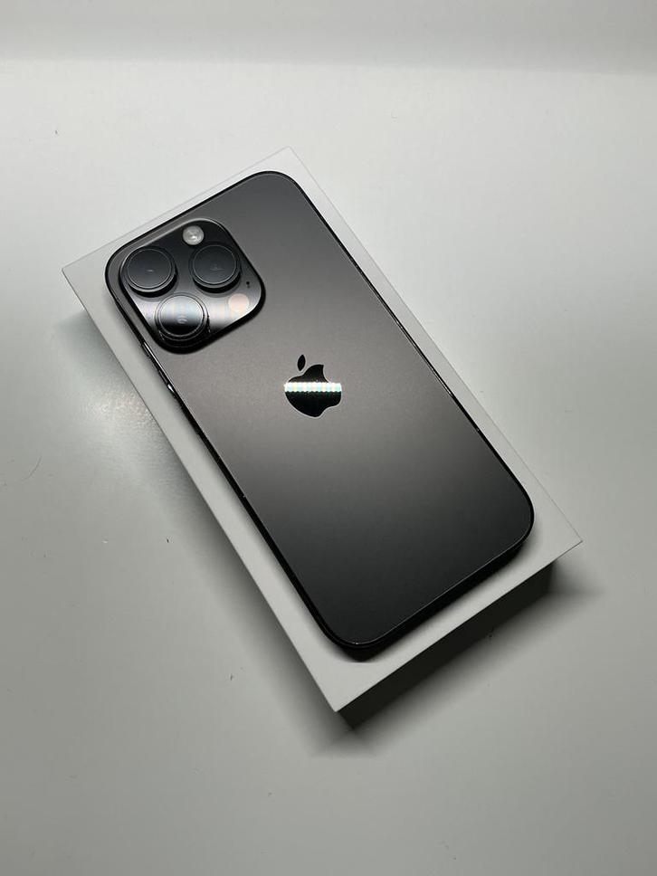 iPhone 14 Pro + Airpods pro 2 Neufs !, Telecommunicatie, Mobiele telefoons | Hoesjes en Screenprotectors | Apple iPhone, Zo goed als nieuw