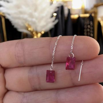 Oorbellen robijn edelsteen wit goud 18K beschikbaar voor biedingen