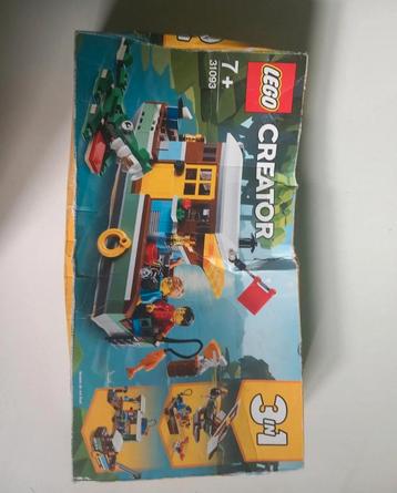 LEGO Creator 3 in 1 31093 Woonboot aan de rivier