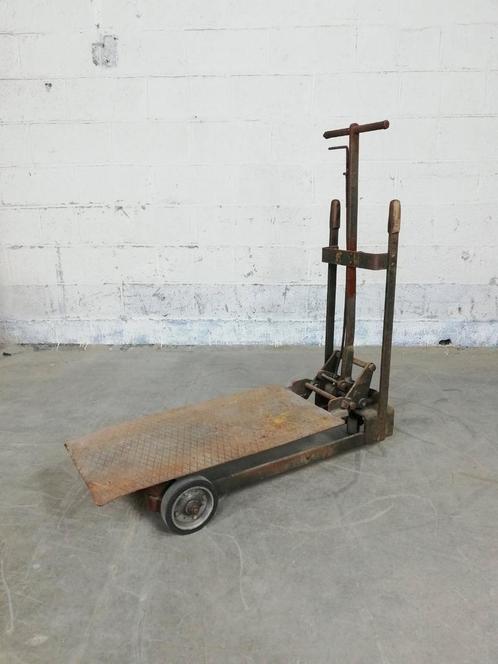 Antieke transpallet, Antiek en Kunst, Antiek | Gereedschap en Instrumenten, Ophalen
