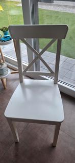 6 witte eetkamerstoelen ingolf ikea, Ophalen, Zo goed als nieuw