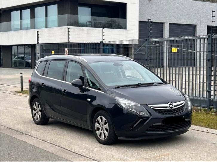 OPEL ZAFIRA TOURER 2015 1.8 BENZINE ESSENCE 129.000KM EURO6B, Auto's, Opel, Particulier, Zafira, Radio, Benzine, Euro 6, 5 deurs