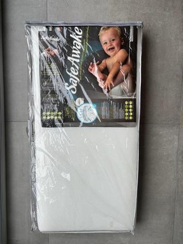SafeAwake - Matras met Bamboe en 3D-honinggraad structuur beschikbaar voor biedingen