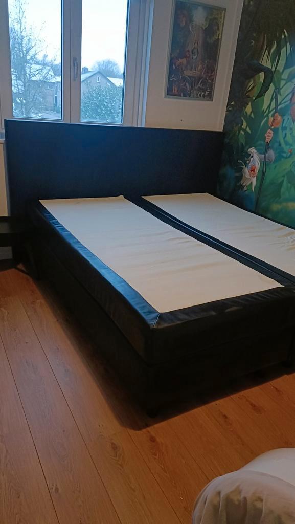 Lederen boxspring 180x200, Huis en Inrichting, Slaapkamer | Boxsprings, Ophalen