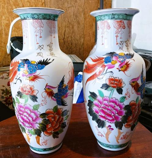 2 grote mooie chinese vazen - samen of apart te koop, Huis en Inrichting, Woonaccessoires | Vazen, Zo goed als nieuw, Wit, Minder dan 50 cm