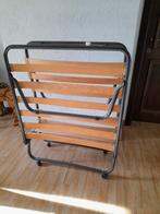 Opklapbaar bed met matras, Huis en Inrichting, Ophalen, Zo goed als nieuw
