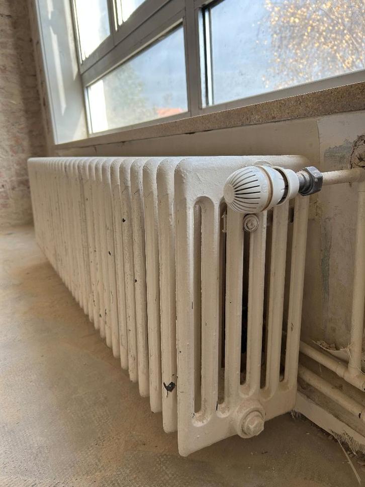 Radiateurs en fonte, Bricolage & Construction, Chauffage & Radiateurs, Utilisé, Radiateur, 30 à 80 cm, 150 cm ou plus, Enlèvement