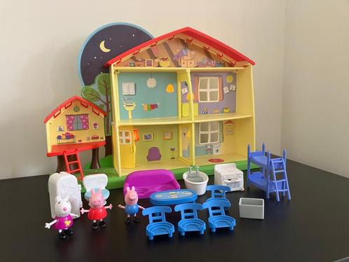 Peppa Pig Speelhuis, Enfants & Bébés, Jouets | Maisons de poupées, Comme neuf, Maison de poupées, Enlèvement