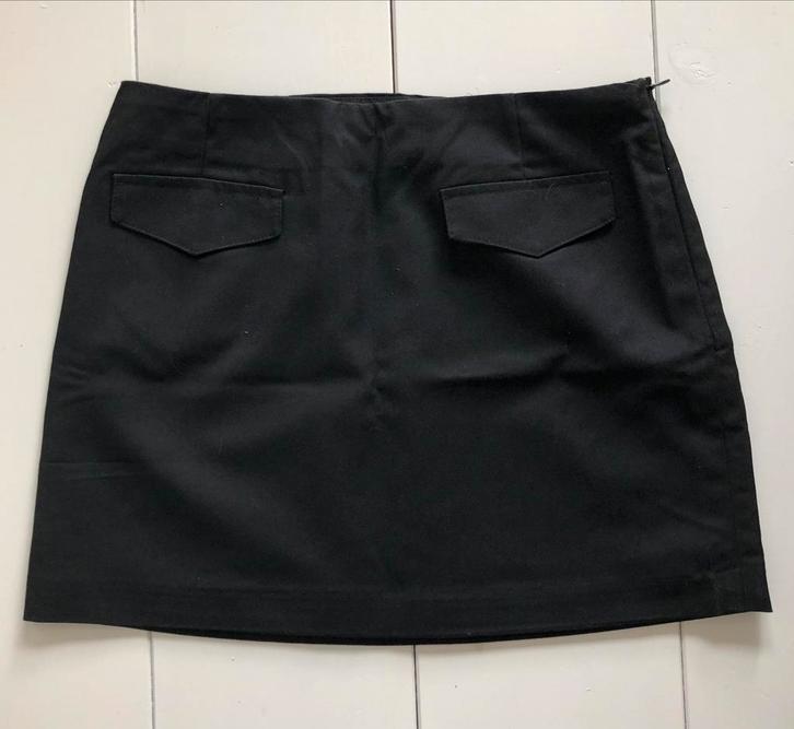 zgan : zwart rokje XS 34 H&M Divided, Kleding | Dames, Rokken, Zo goed als nieuw, Maat 34 (XS) of kleiner, Zwart, Boven de knie