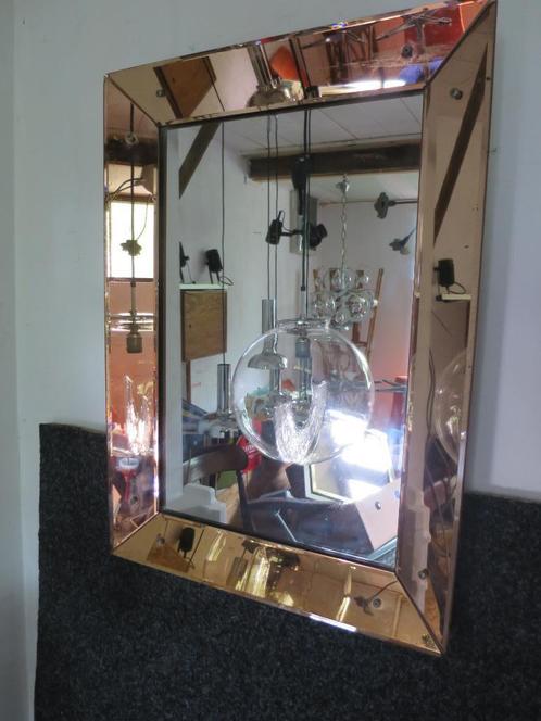 Venetiaanse rechthoekige spiegel getint rosé goud facet, Antiquités & Art, Antiquités | Miroirs, 50 à 100 cm, Moins de 100 cm