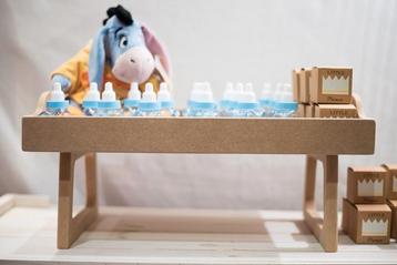 Nieuw zeer sterk houten dienblad op poten voor doopsuiker 19 beschikbaar voor biedingen