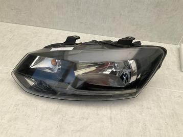 KOPLAMP VOLKSWAGEN POLO 6R 09-13 HALOGEEN 6R941015E LINKS VW beschikbaar voor biedingen