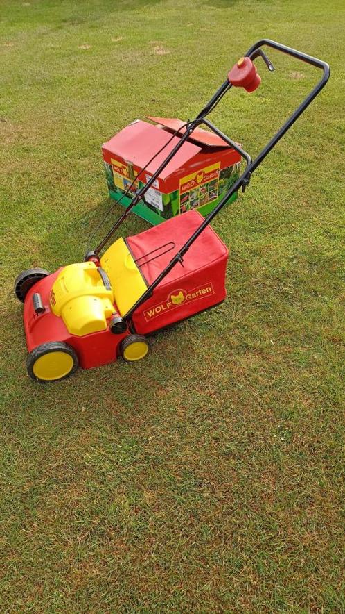 WOLF-Garten Campus - Verticuteermachine- Met opvangbak, Tuin en Terras, Verticuteermachines, Zo goed als nieuw, Elektrisch, Ophalen
