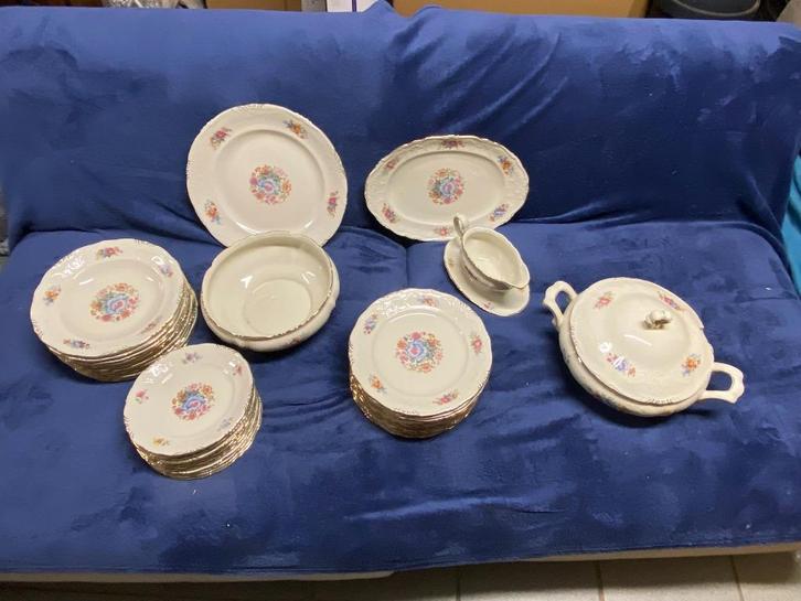 Service de table BAVARIA en porcelaine, Maison & Meubles, Cuisine | Vaisselle, Comme neuf, Service complet, Autres styles, Porcelaine