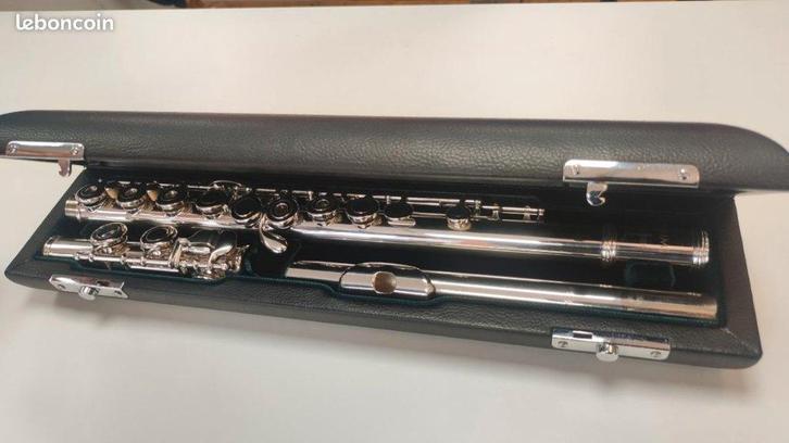 Flûte traversière AZUMI révisée, Muziek en Instrumenten, Blaasinstrumenten | Dwarsfluiten en Piccolo's, Zo goed als nieuw, Dwarsfluit