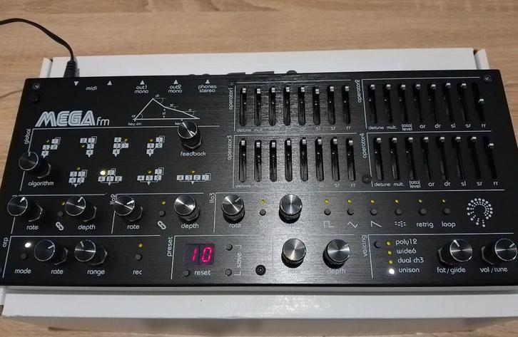 JX-8p - RS-202 - PRO-1 - MegaFM MK2 - MSW-810, Muziek en Instrumenten, Synthesizers, Roland, Ophalen