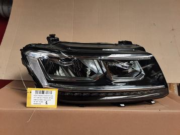 KOPLAMP RECHTS Volkswagen Tiguan (AD1) (5NB941036B) beschikbaar voor biedingen