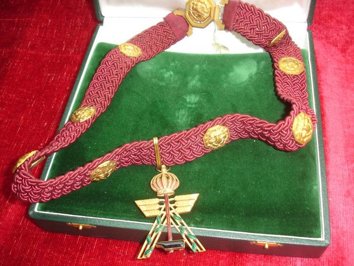 Belgische medaille in originele doos, Verzamelen, Militaria | Tweede Wereldoorlog, Overige soorten, Mes of Dolk, Ophalen of Verzenden