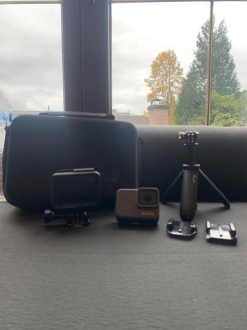 GoPro 7 met toebehoren beschikbaar voor biedingen