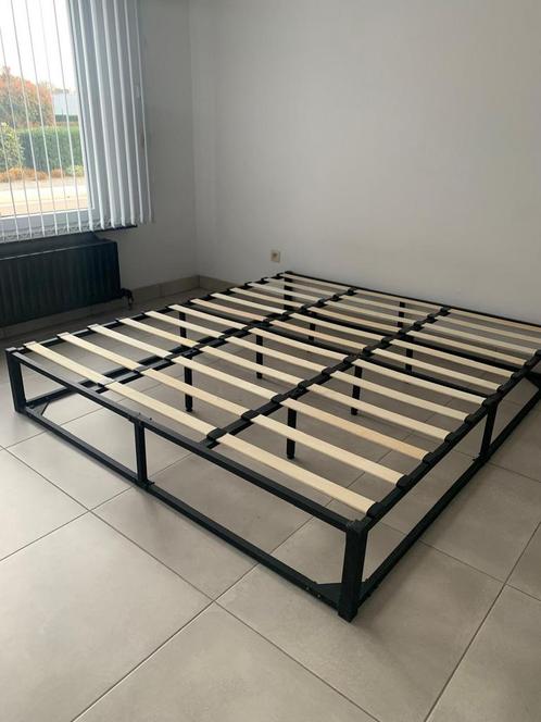 Alluminium King Size Frame + Matras, Huis en Inrichting, Slaapkamer | Bedden, Zo goed als nieuw, Ophalen of Verzenden